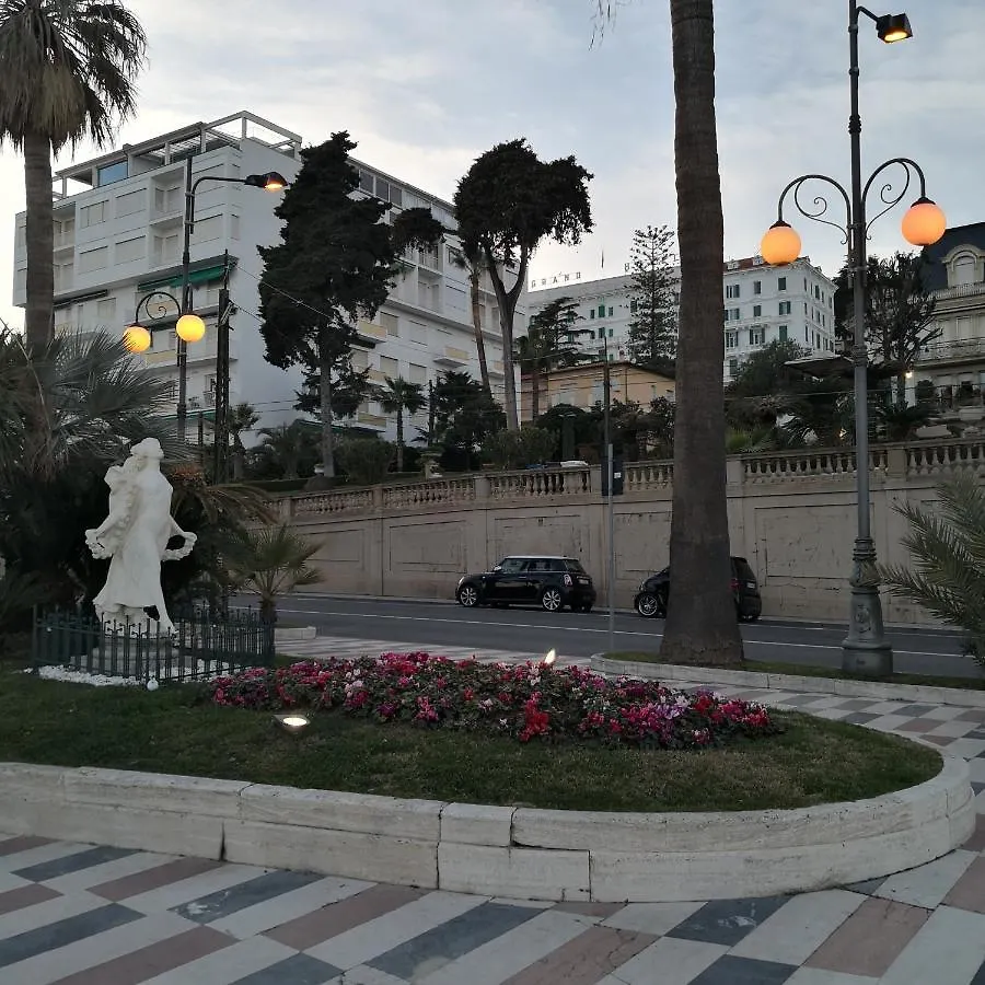 Apartment Sanremo Class New Italy